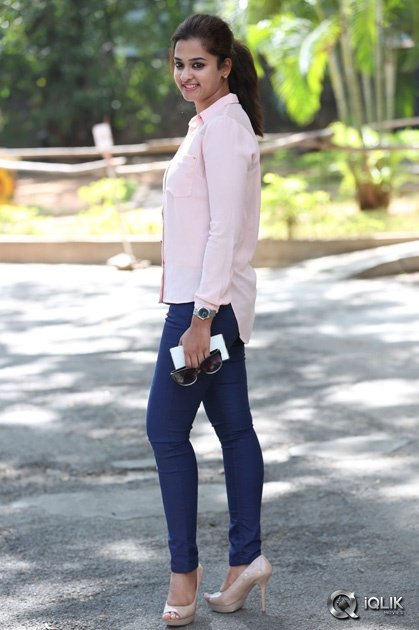 Nanditha-at-Shankarabharanam-Movie-Release-Press-Meet